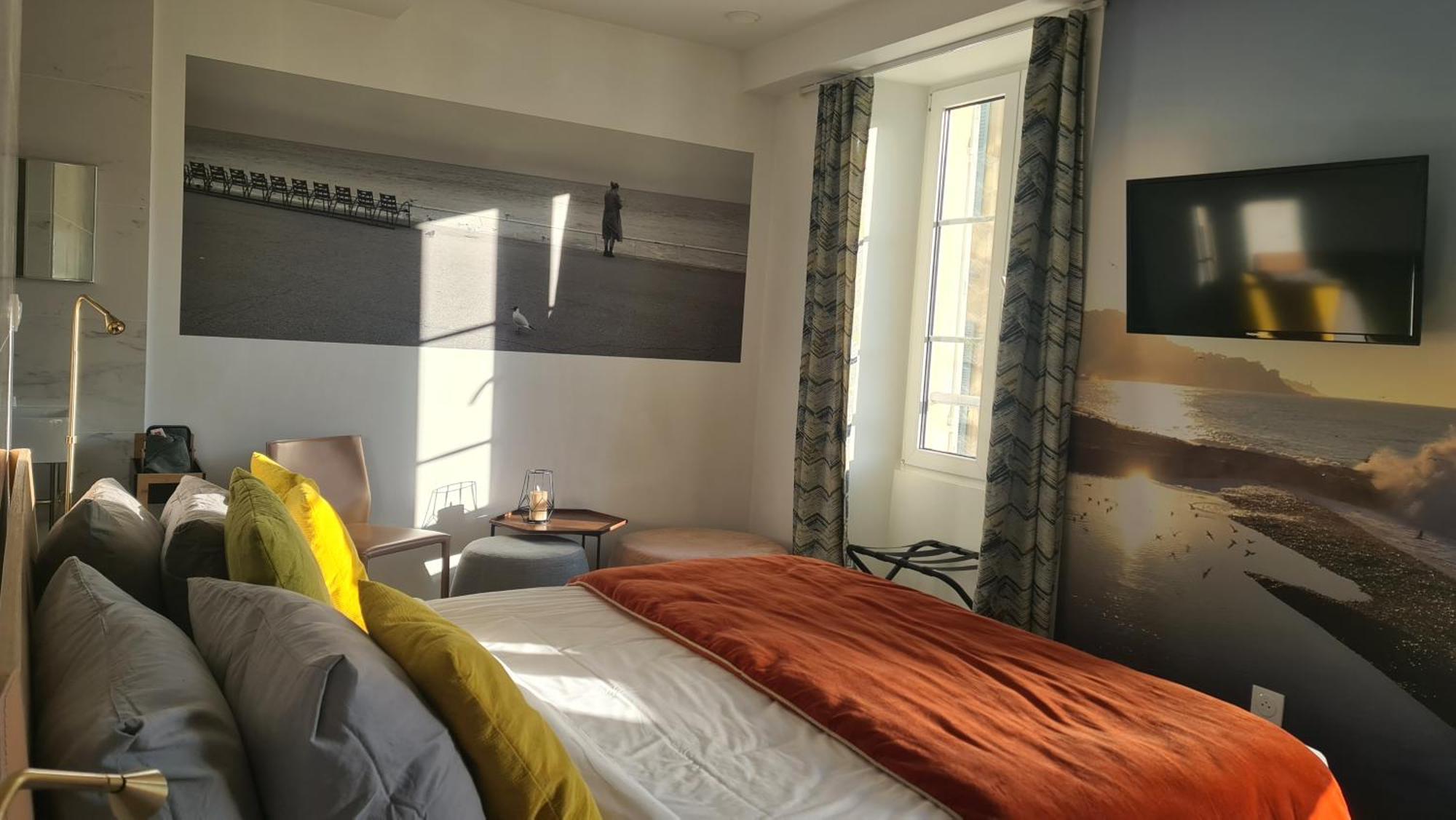 Le Petit Trianon Et Le Charme Des Suites Nice Bagian luar foto